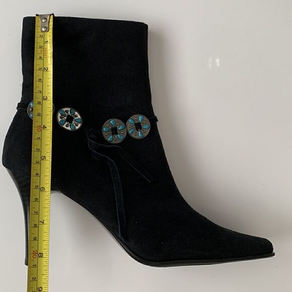 BamBoo Western Details Heeled Boots. Size 7 - Picture 9 of 9